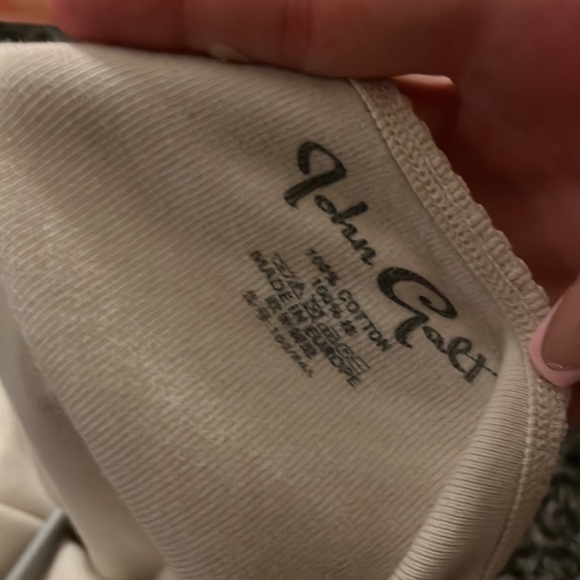 brandy melville angel shirt - Picture 6 of 6